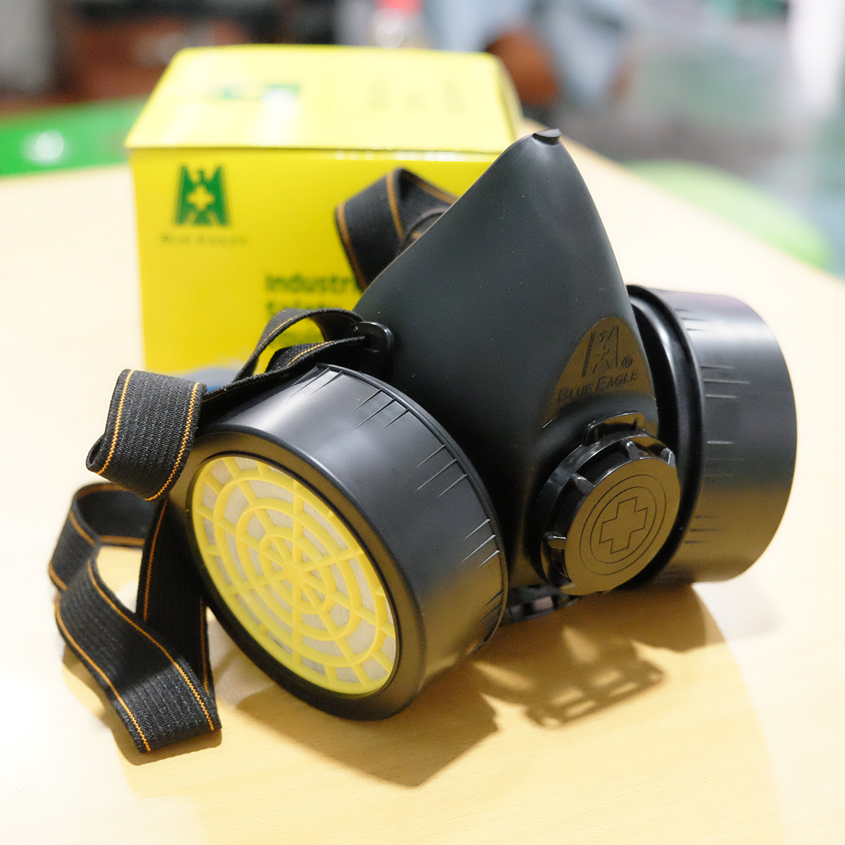 Mặt nạ phòng độc